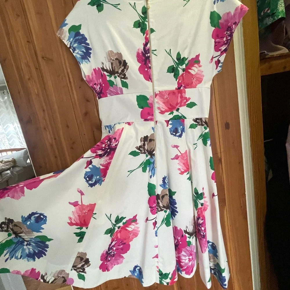 Spring flounced dress for Spring - Picture 6 of 6